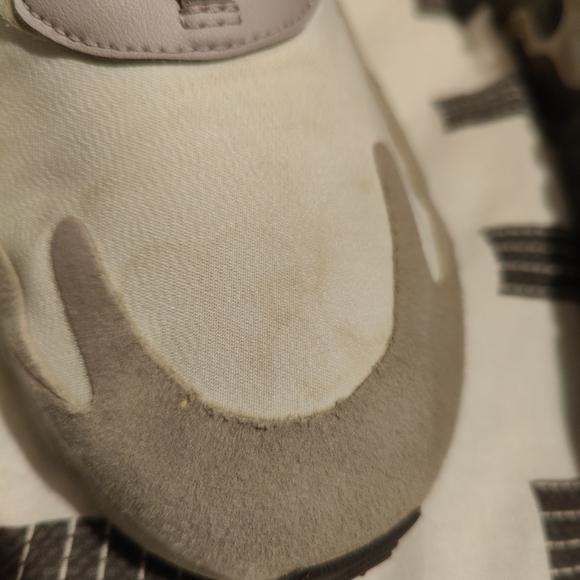 Nike Air Max React 270 - Picture 8 of 11